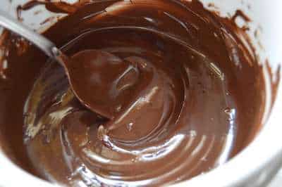 Mixing dark chocolate