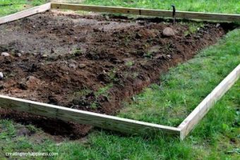 How to Level Ground For A Pool – 5 Easy Steps With Pictures | Creating ...